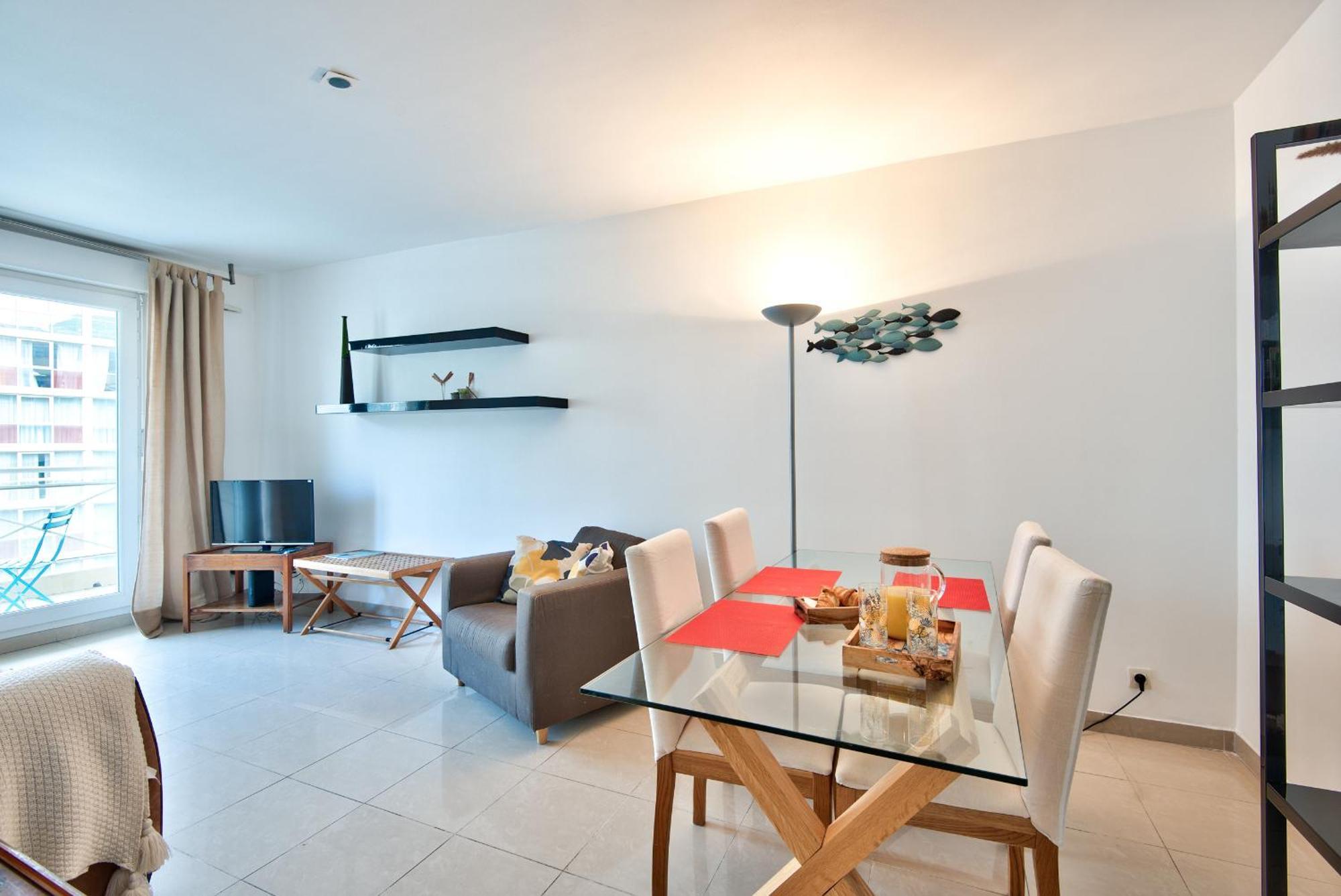 Apartment 2p Balcon Vue Yourhosthelper 2 Mins De La