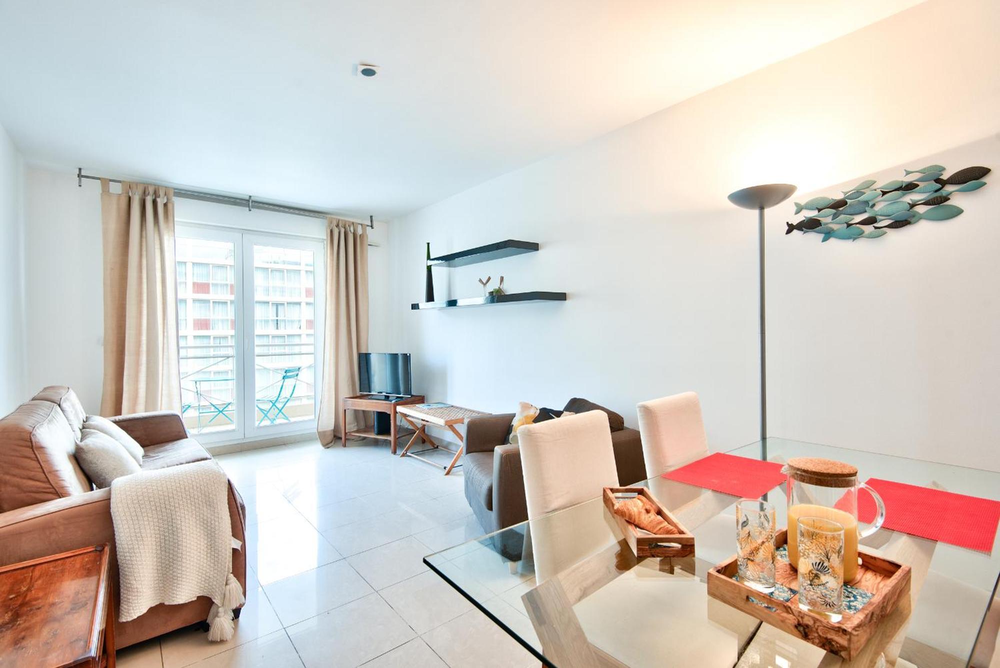 2p Balcon Vue Yourhosthelper 2 Mins De La Nizza